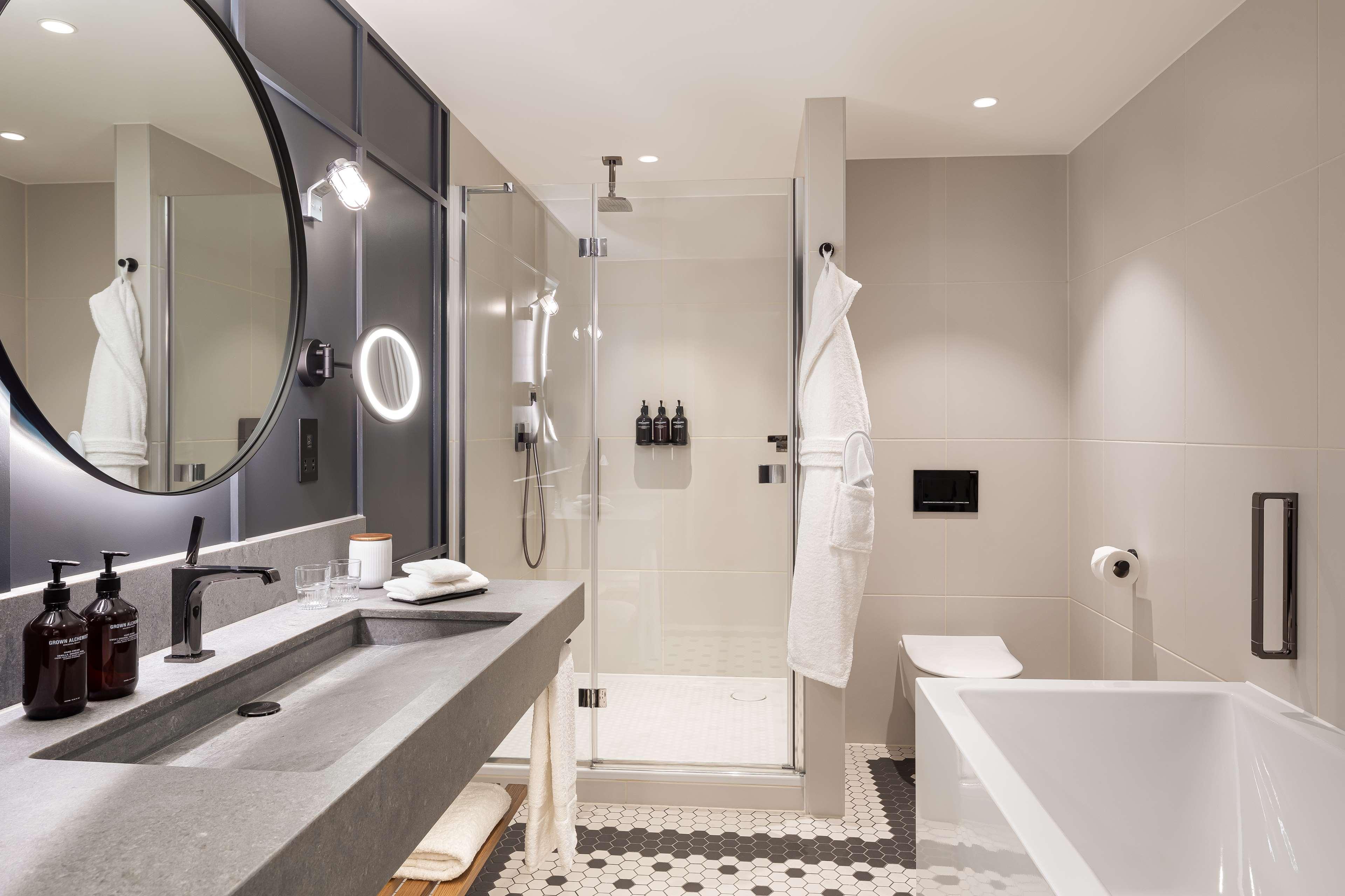 The Gantry London Curio Collection By Hilton Hotel Ngoại thất bức ảnh