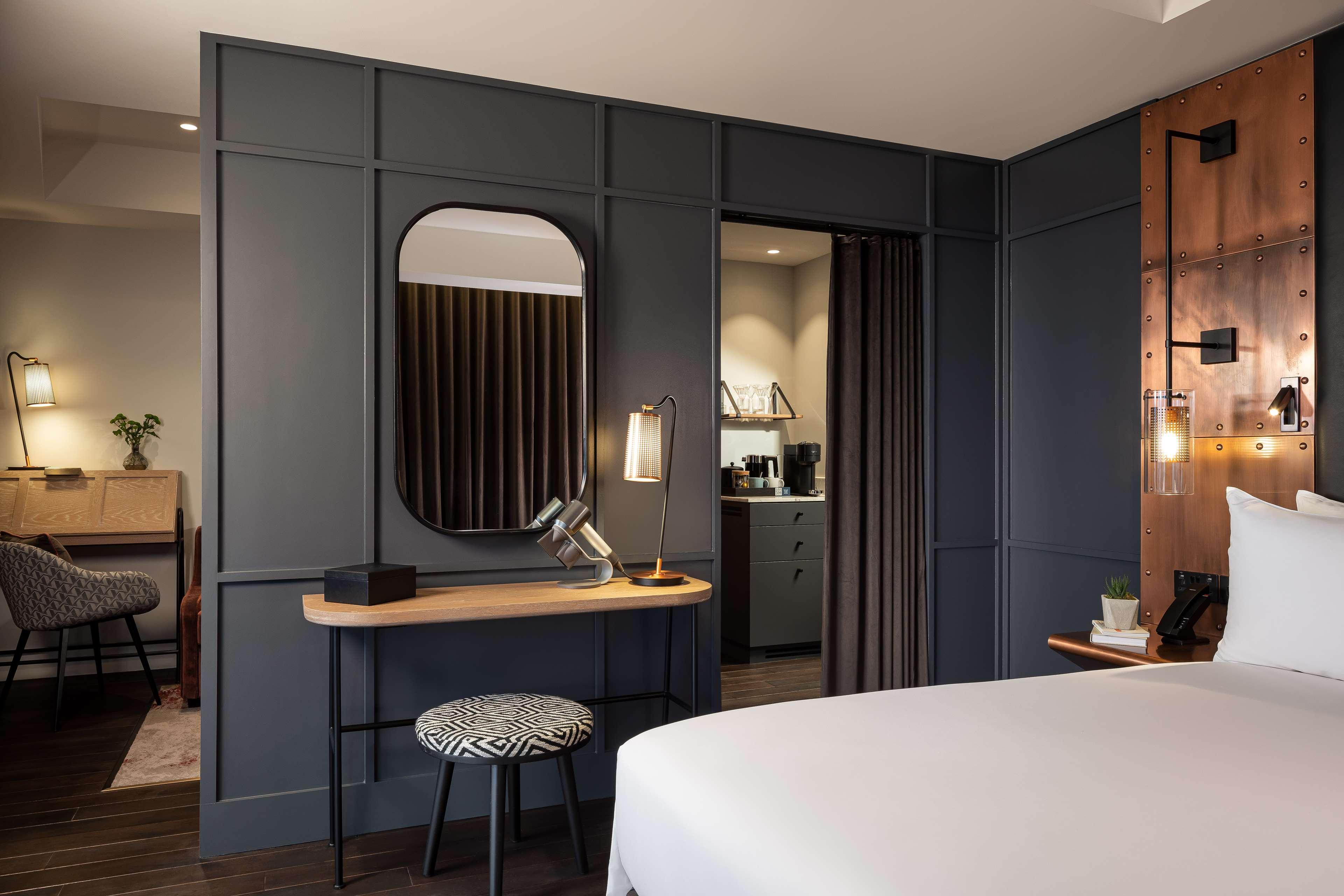 The Gantry London Curio Collection By Hilton Hotel Ngoại thất bức ảnh